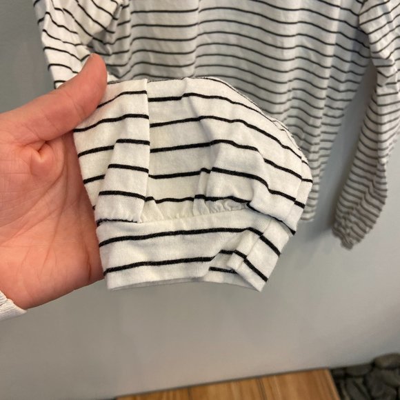 Sundry Size 1 Ruffle Bib Top - Picture 4 of 11